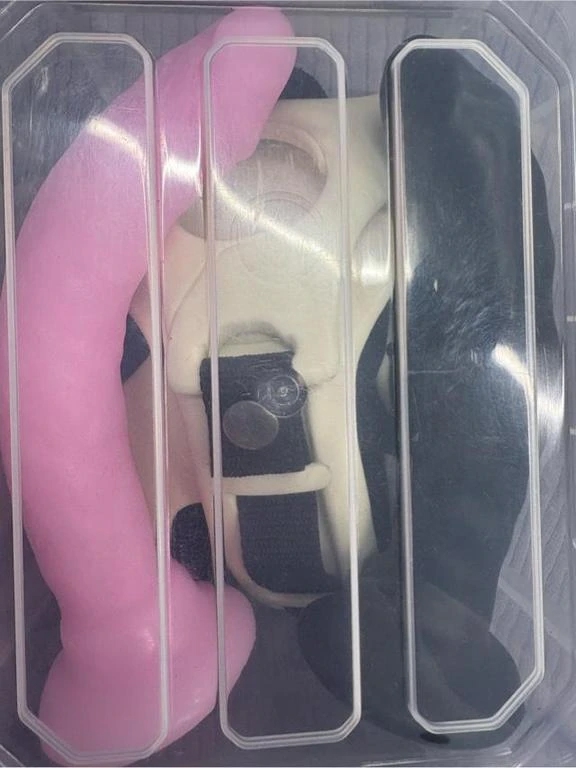 あや