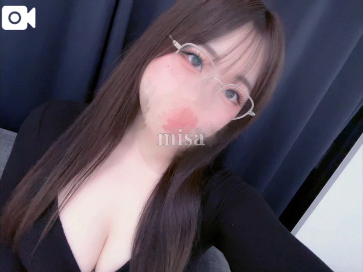 みさ