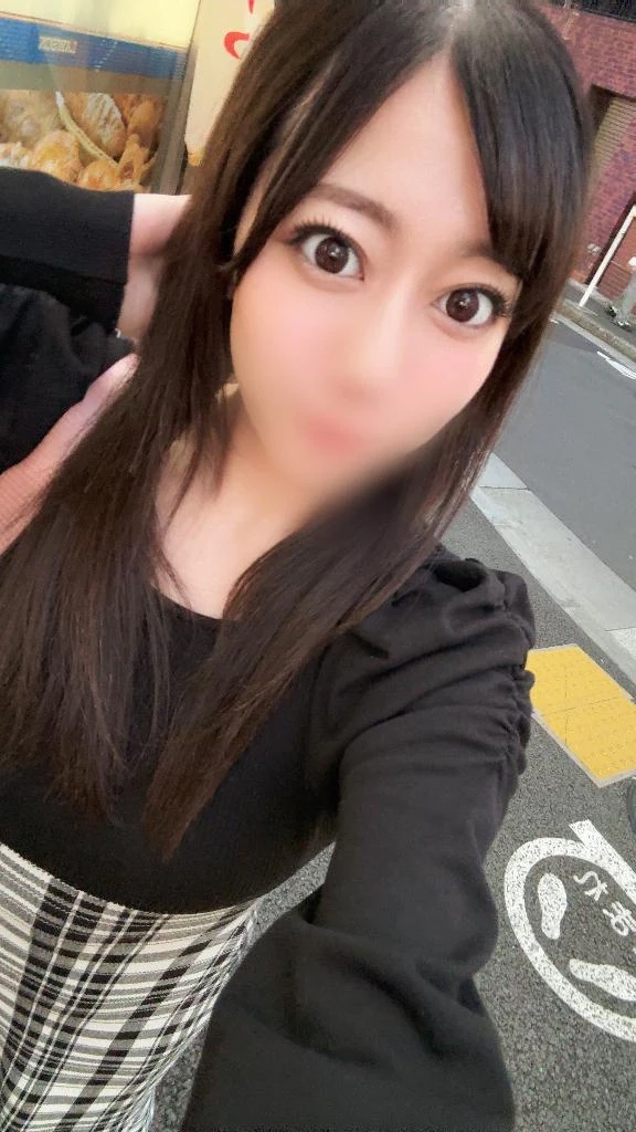 琥珀むぎ