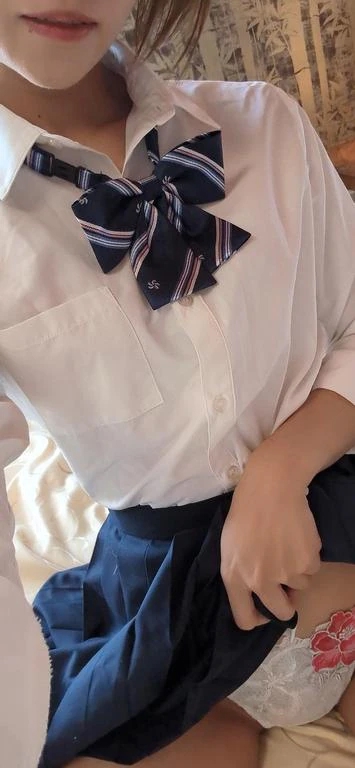めい