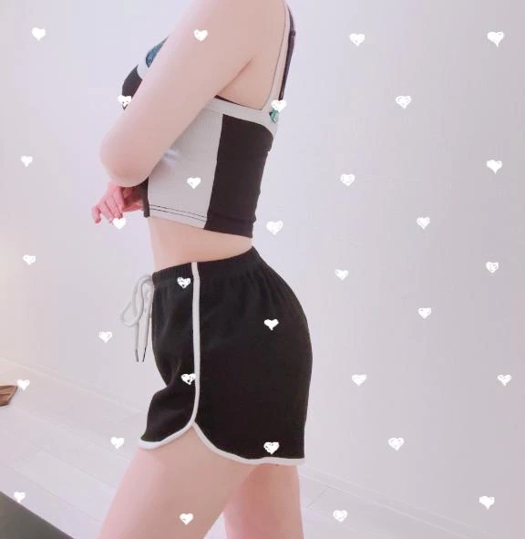 綾瀬もも