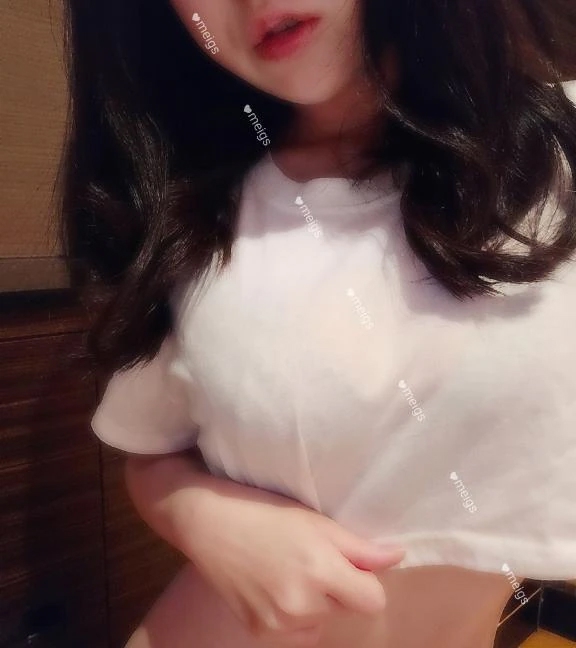 めい