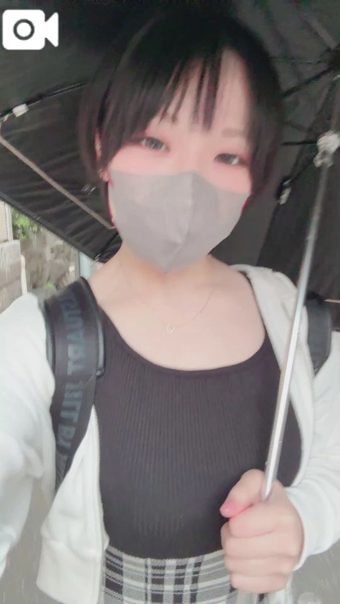 綾瀬もも