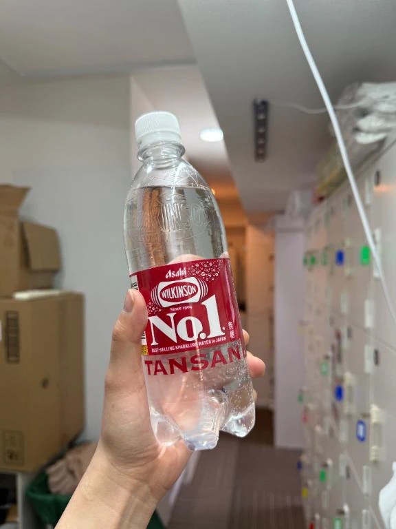 友梨奈