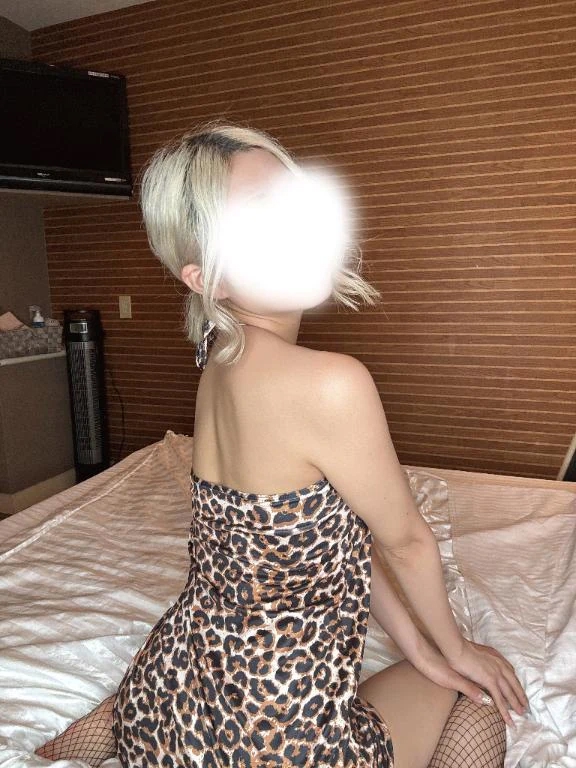チロル