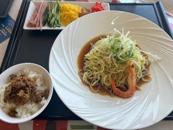 もも