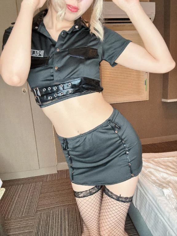 チロル
