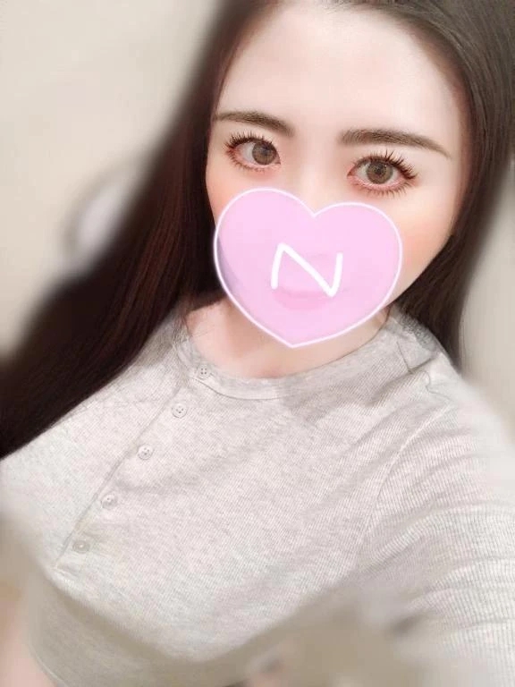 ななこ