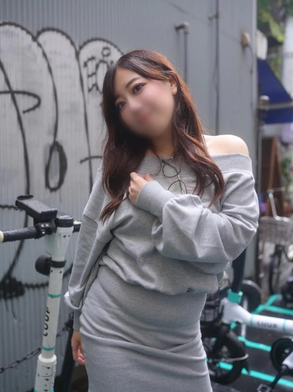 琥珀むぎ