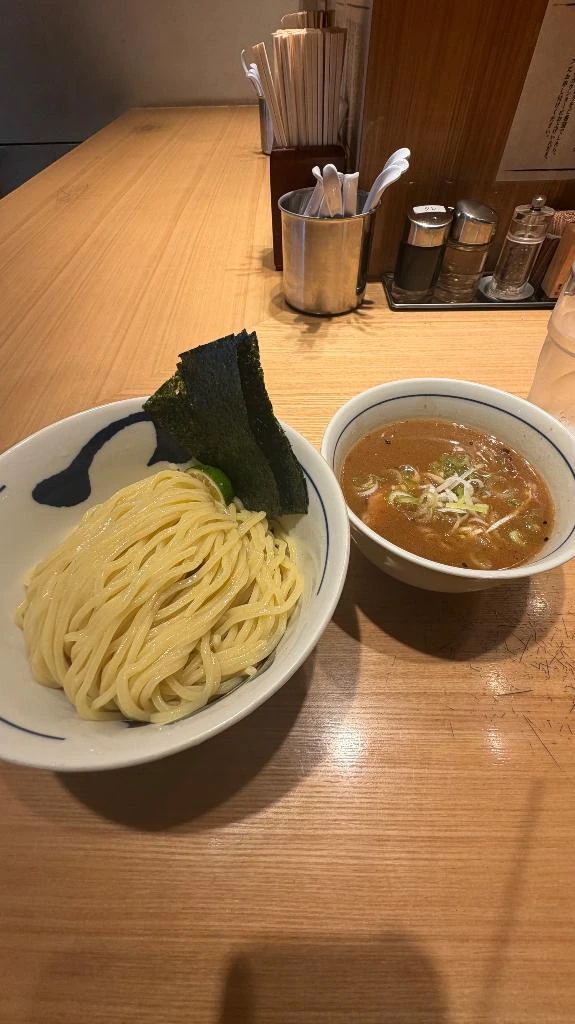 もも