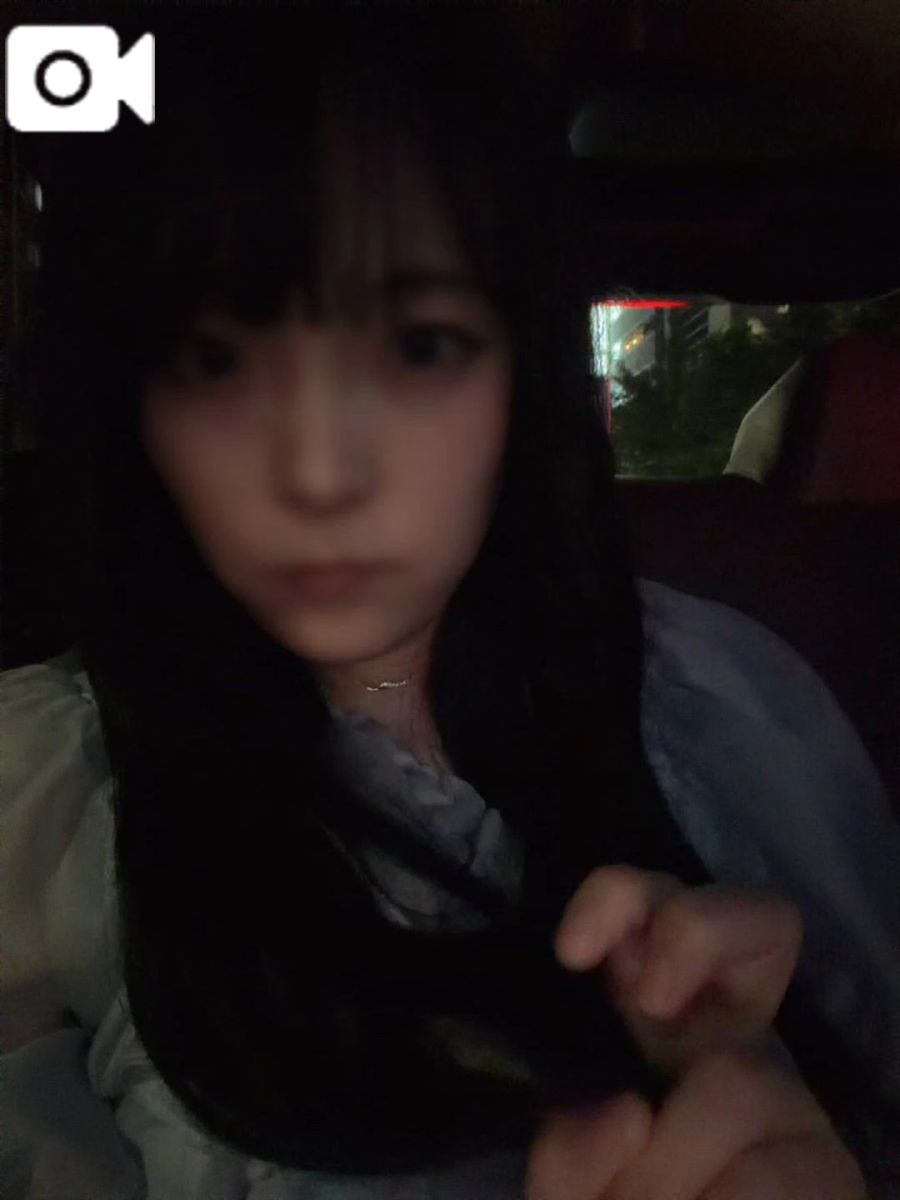 みい