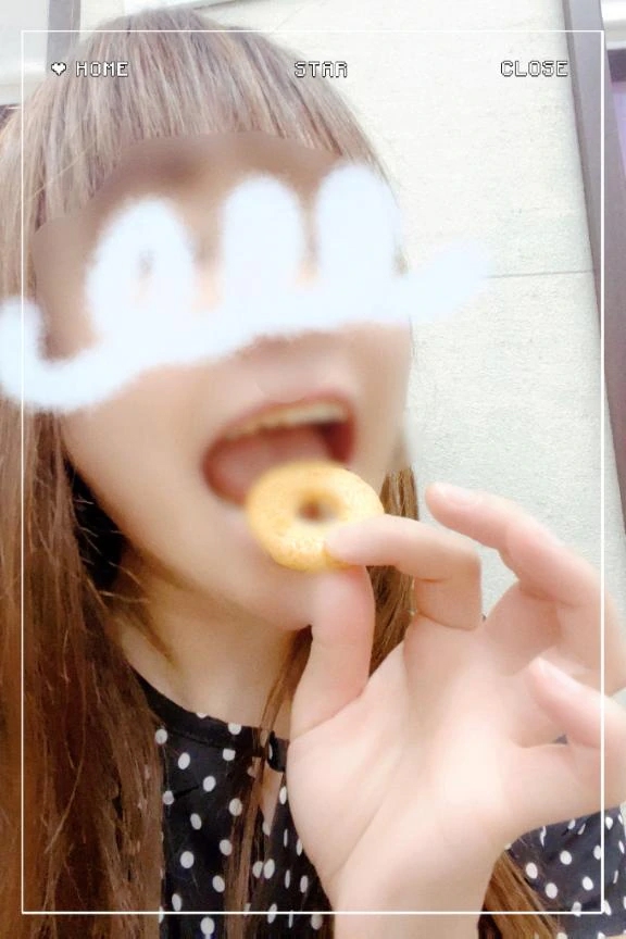 つきの