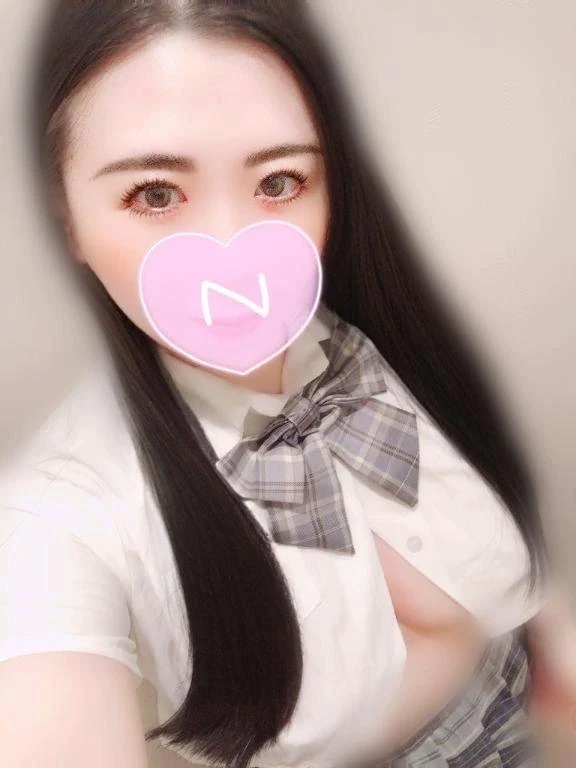 ななこ