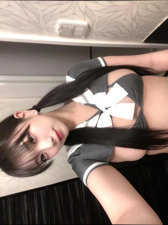 つき
