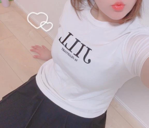 ももな